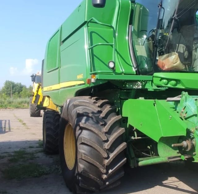 John Deere W-series